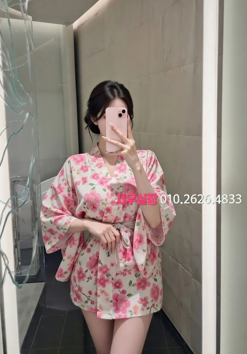 속초 가라오케 프리미엄 라인업 2번 프로필